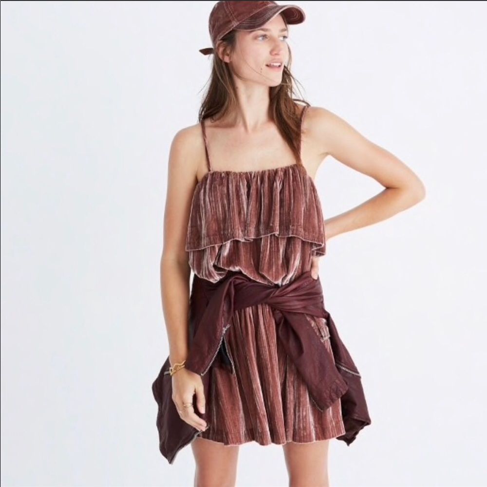 Madewell pink crushed velvet ruffled cami XXS